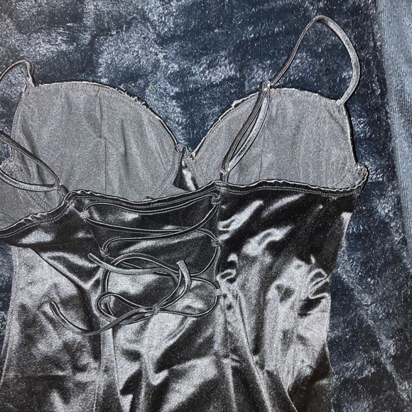 LBD - Picture 8 of 9